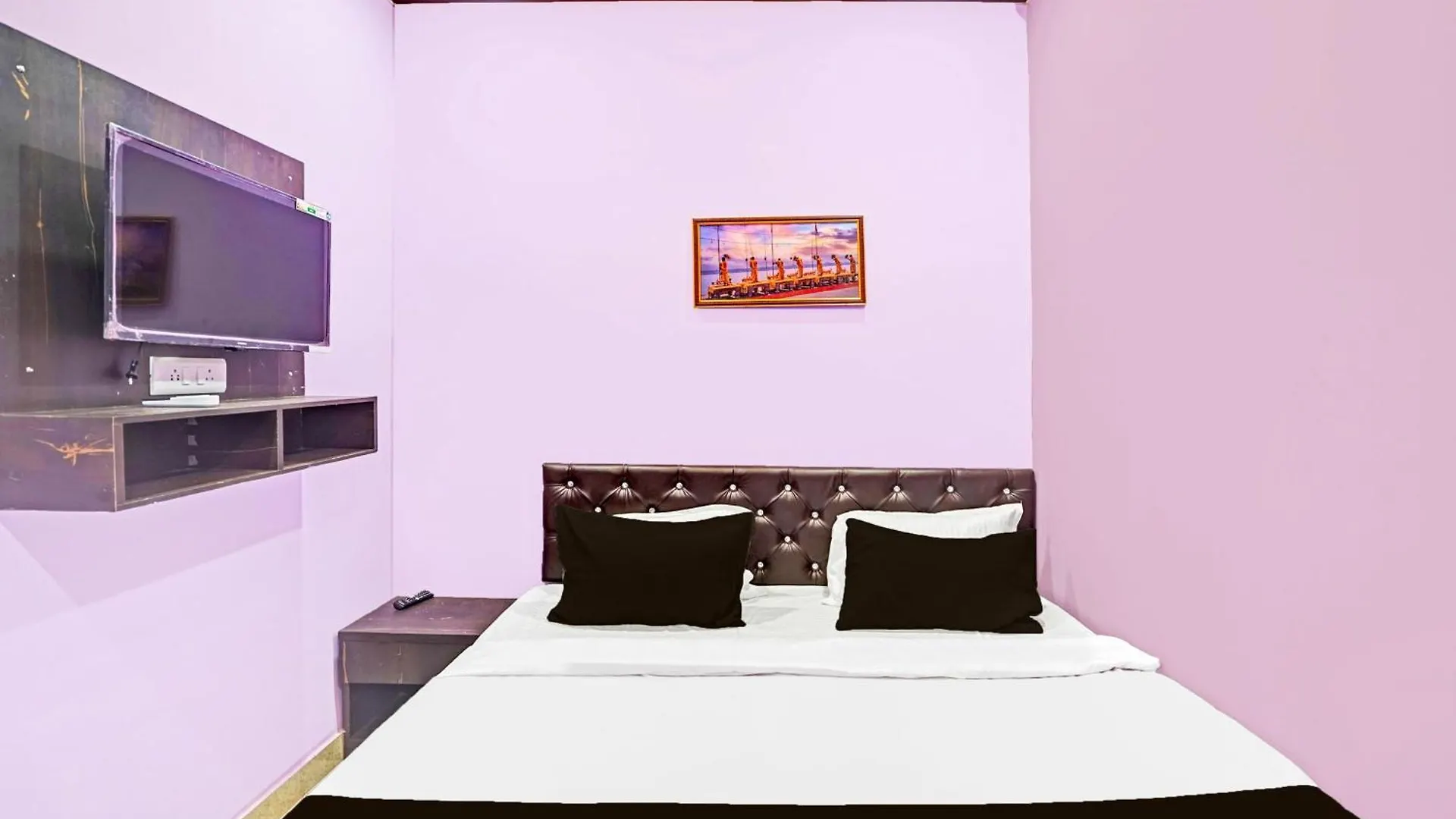 ***  Hotel O Shiv Darshan Paying Guest House バラナシ インド