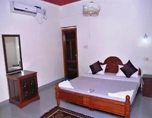 https://palm-ayurvedic-beach-resort.kerala-hotels.net