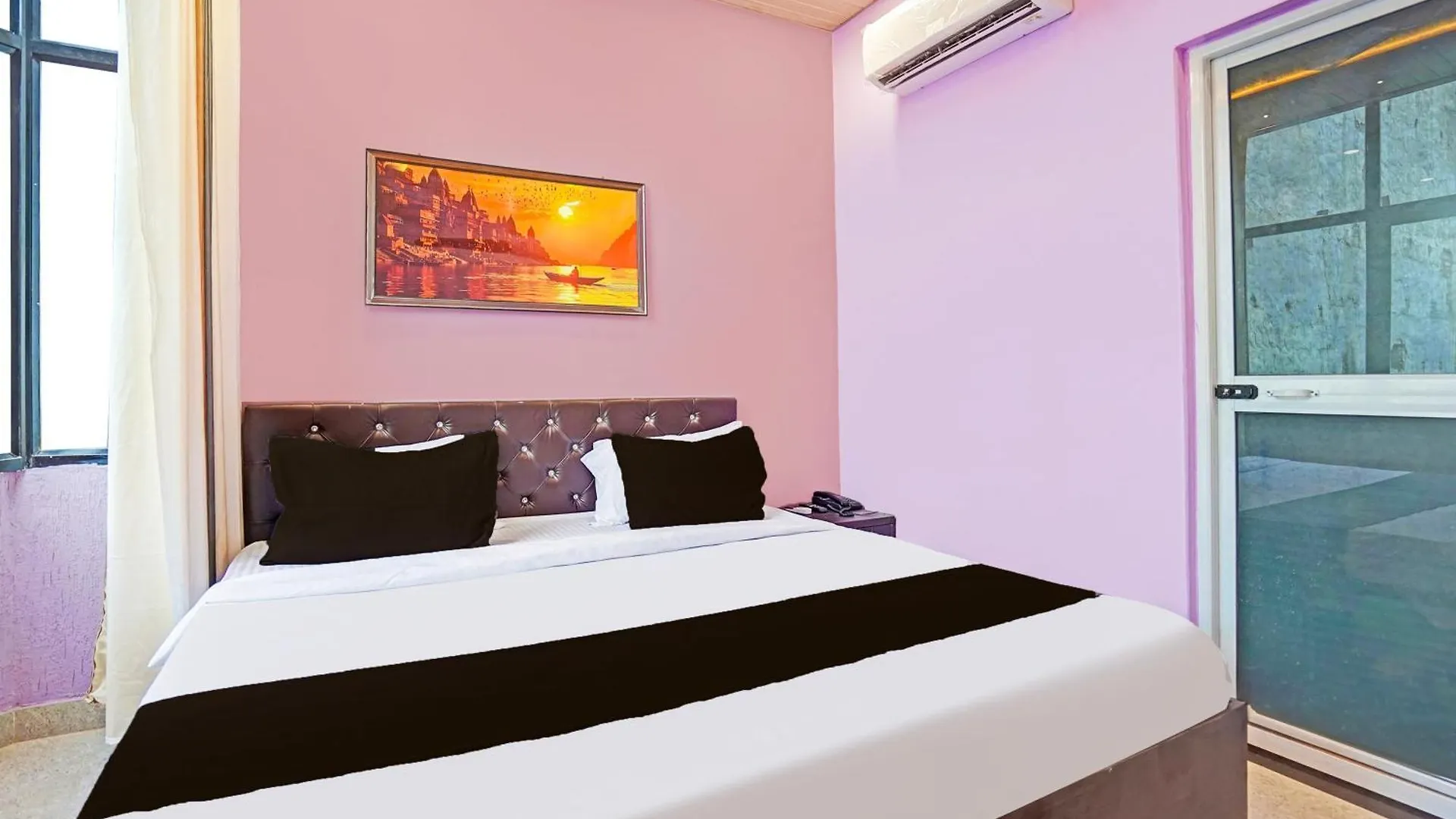 Hotel O Shiv Darshan Paying Guest House Varanasi
