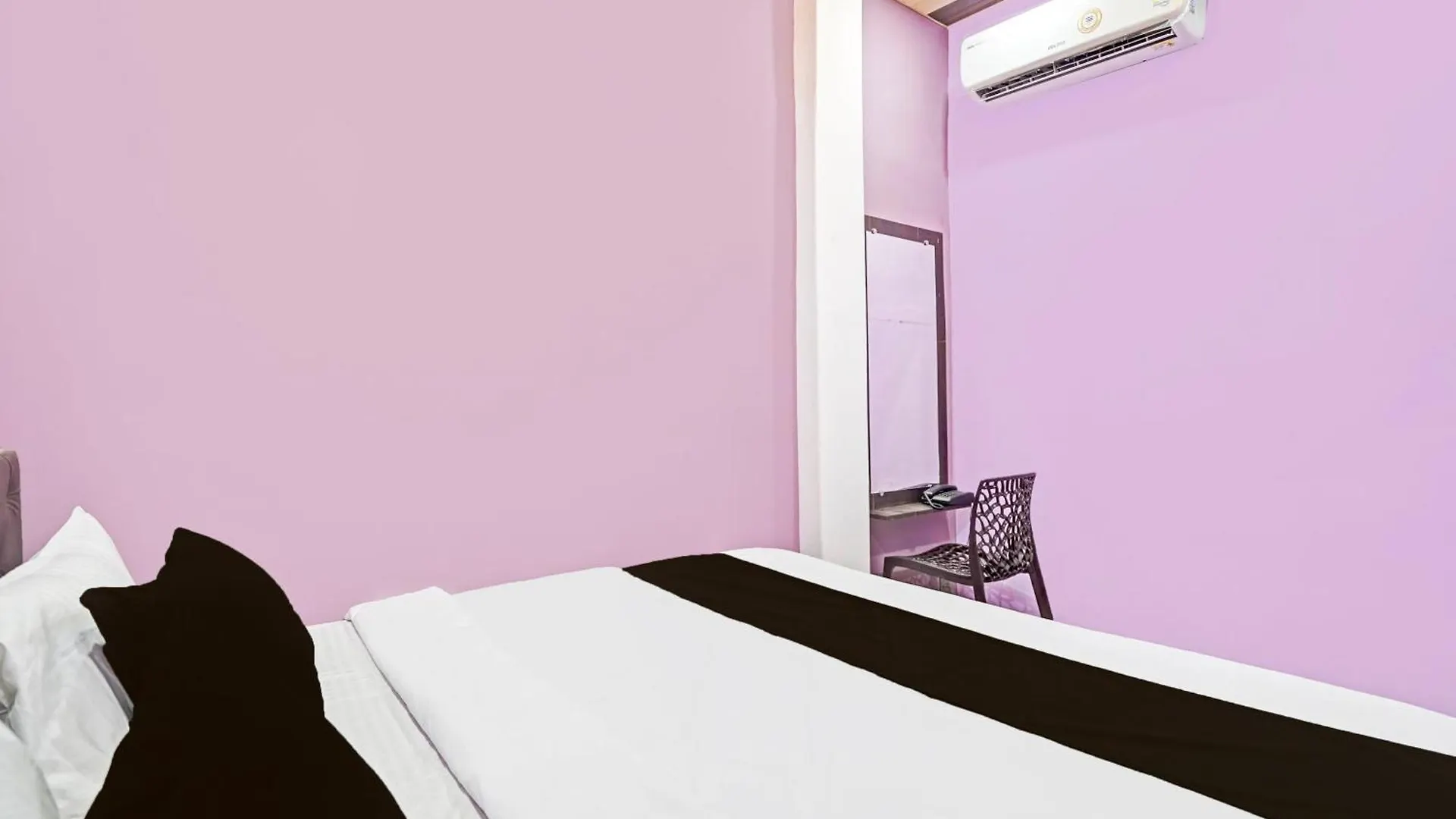 Hotel O Shiv Darshan Paying Guest House Varanasi