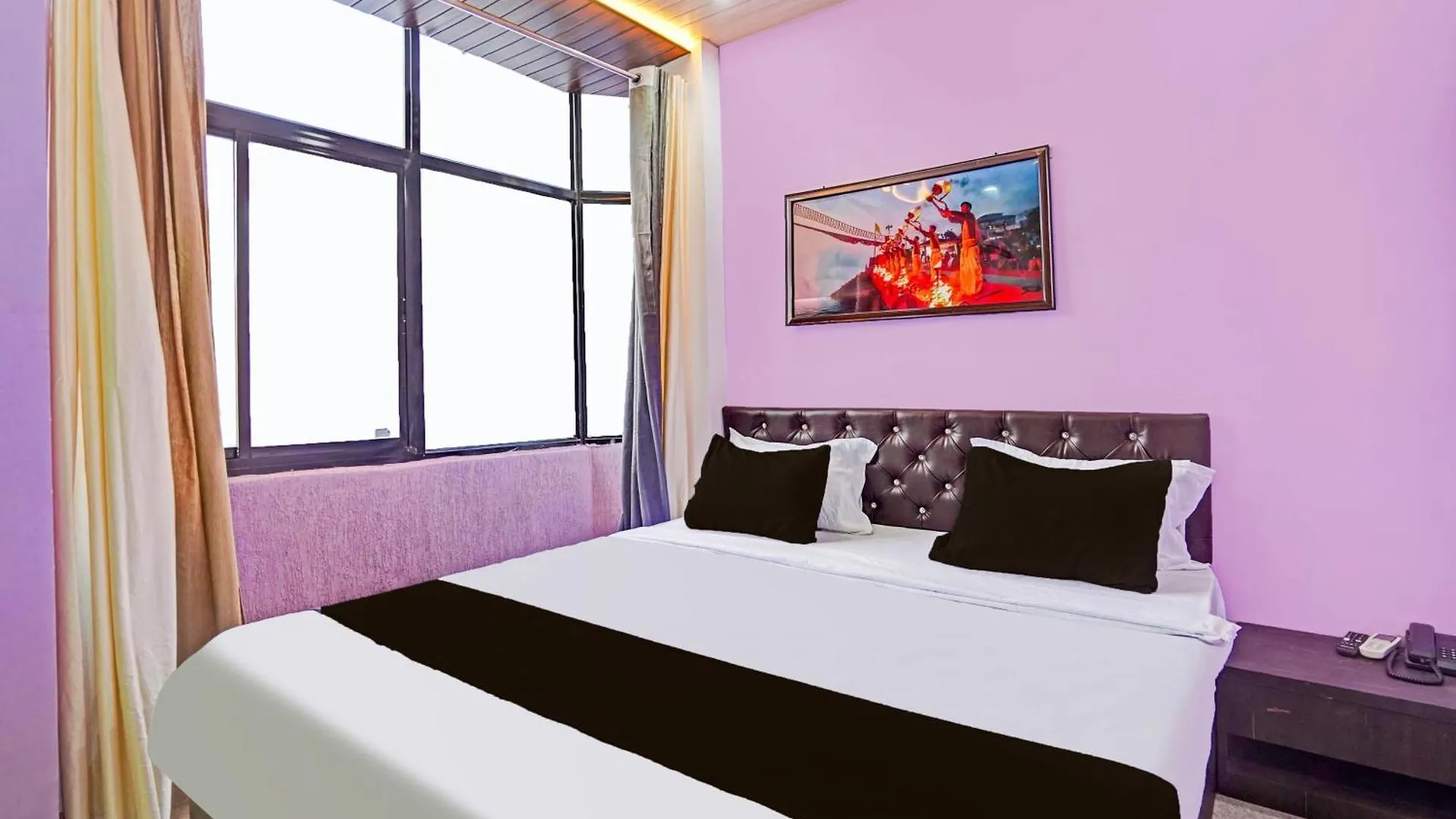 Hotel O Shiv Darshan Paying Guest House Varanasi